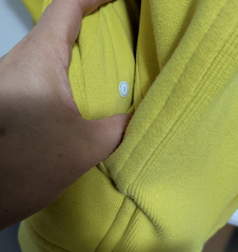 Lululemon Size 6 - Picture 4 of 5